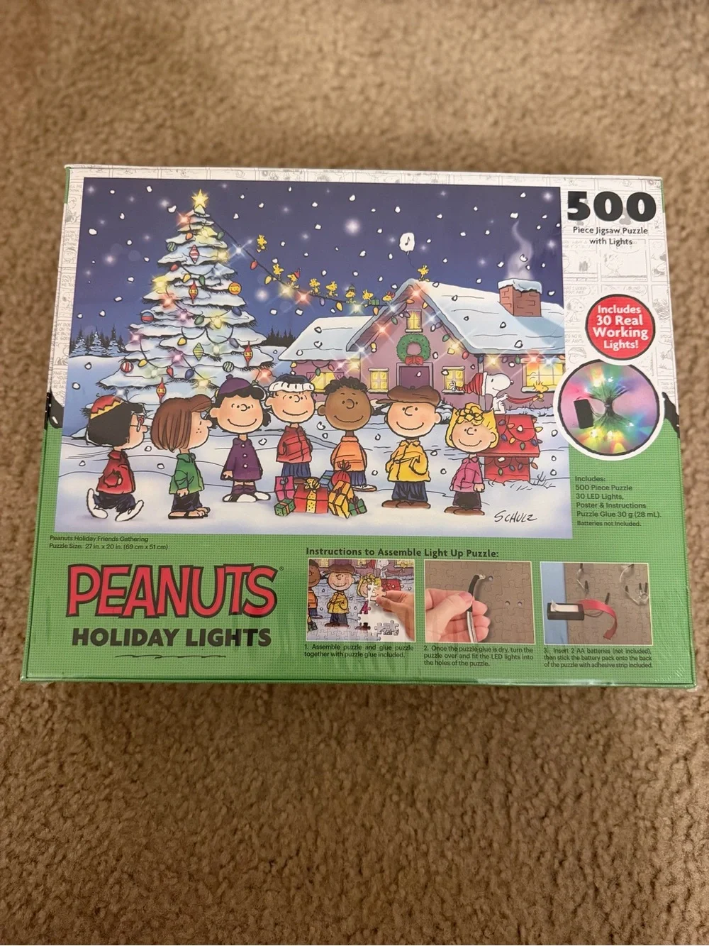 Brand New In Box Peanuts Charlie Brown Christmas Light Up 500-Piece Puzzle!